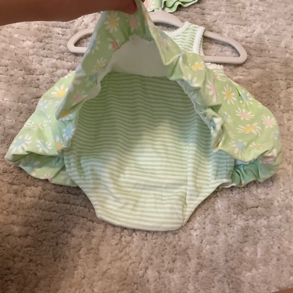 Little Me Flower Bubble with Hat - Picture 4 of 5